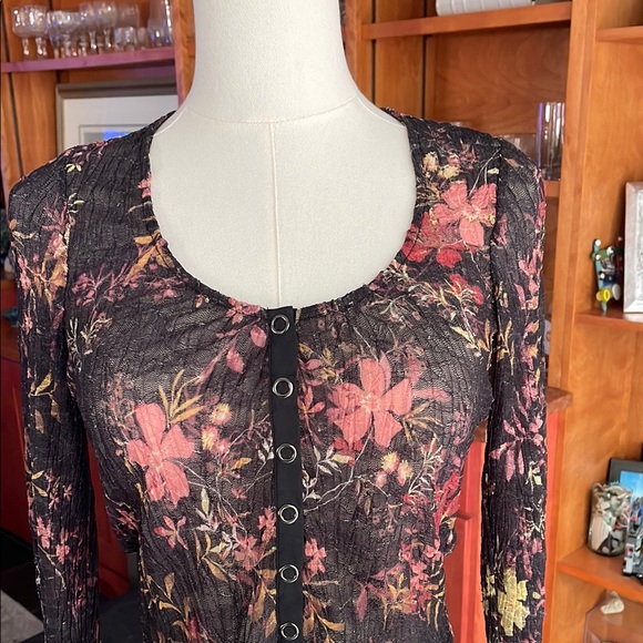 Free People Angelina Floral Long Sleeve Top - Black and Pink XS EUC - Picture 5 of 13